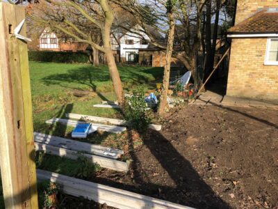 Local fencing conractors (4) Middlesex