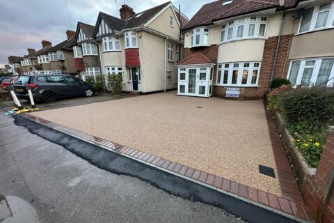 Quality Resin Bound Driveway Installers Middlesex