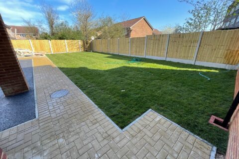 Fencing Contractors Middlesex